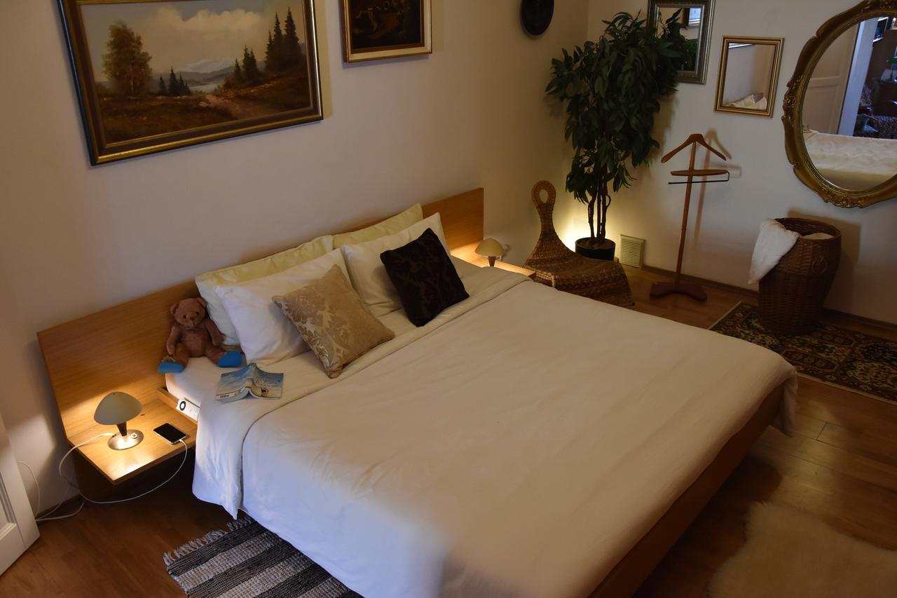 Victoria Design Stays - Apartment Rehorova ปราก ภายนอก รูปภาพ
