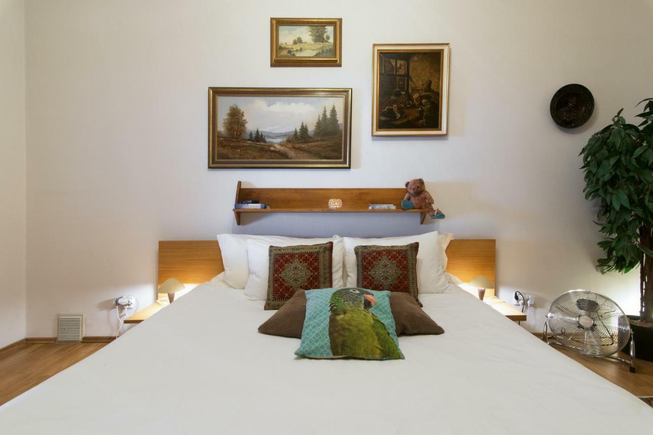 Victoria Design Stays - Apartment Rehorova ปราก ภายนอก รูปภาพ