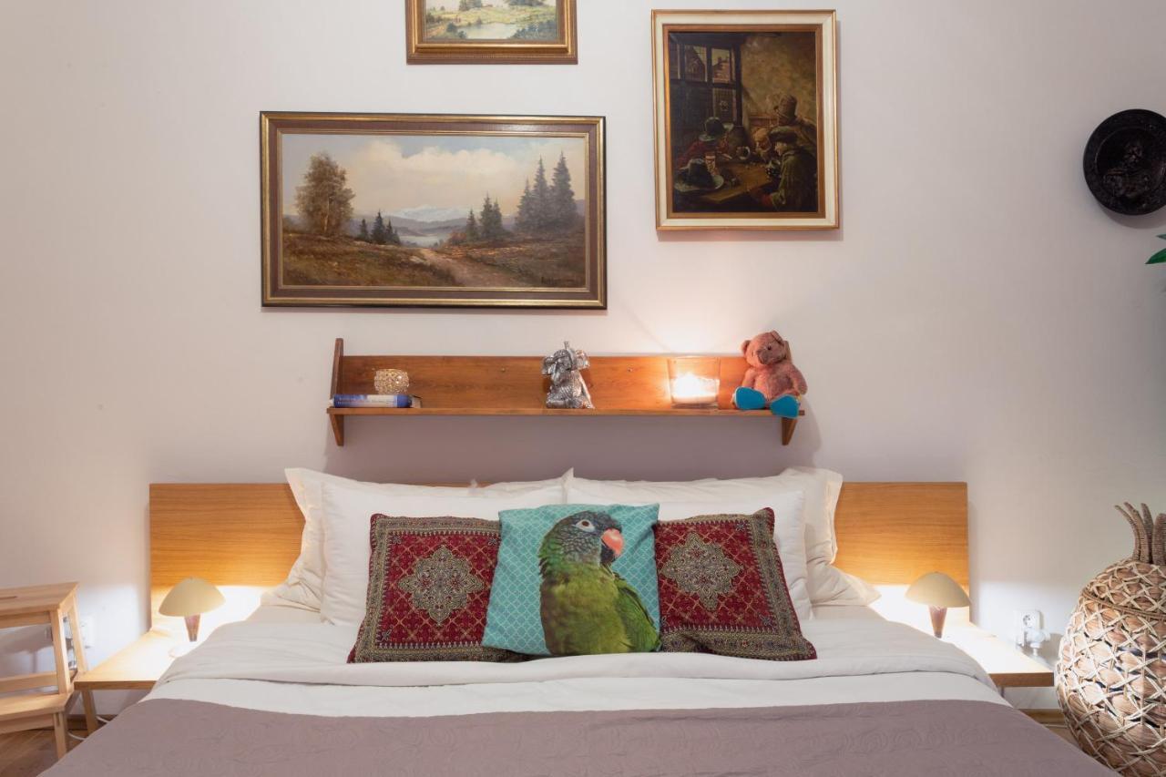 Victoria Design Stays - Apartment Rehorova ปราก ภายนอก รูปภาพ